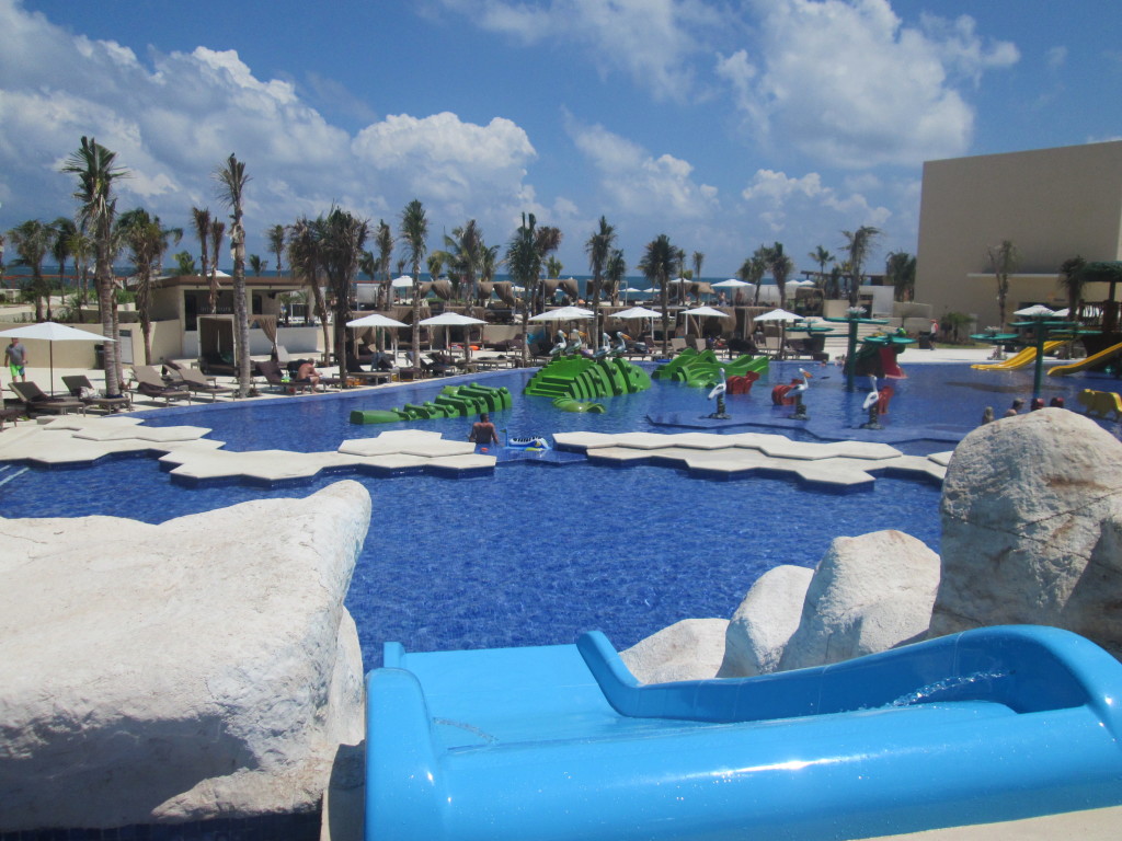 Royalton Riviera Cancun splashpad
